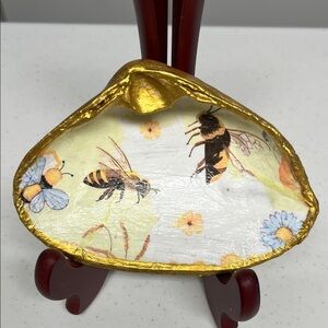 Hand Crafted Bee and Butterfly Trinket Shell Dish